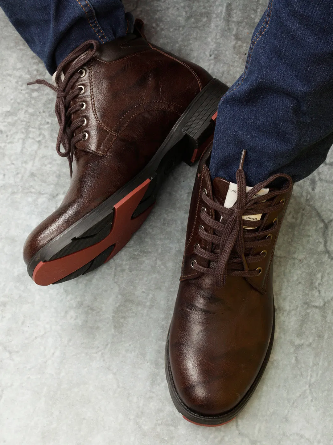 Men's Brown Crumble Leather Boot (ID1026)