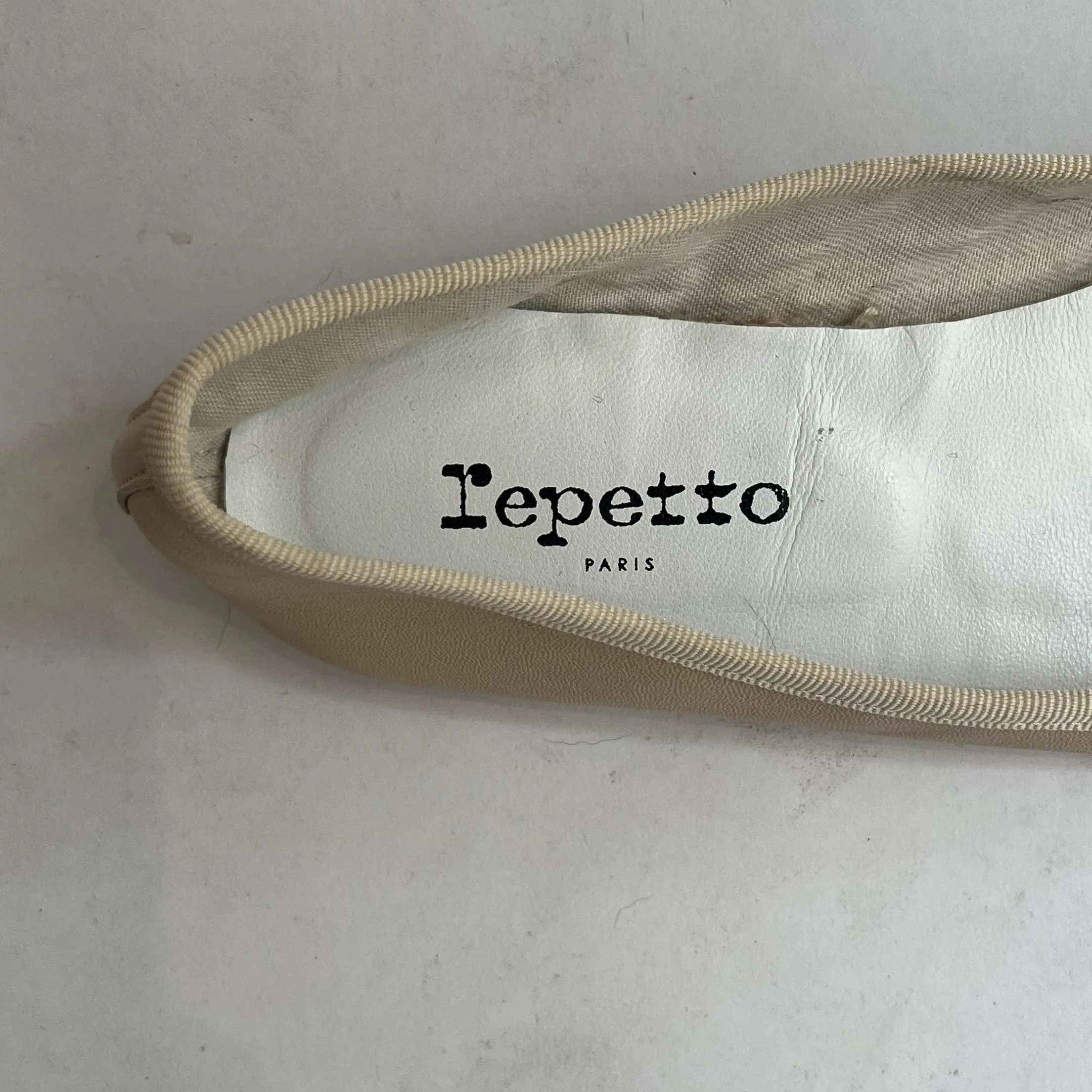 Repetto £280 Nude Ballet Pumps 41